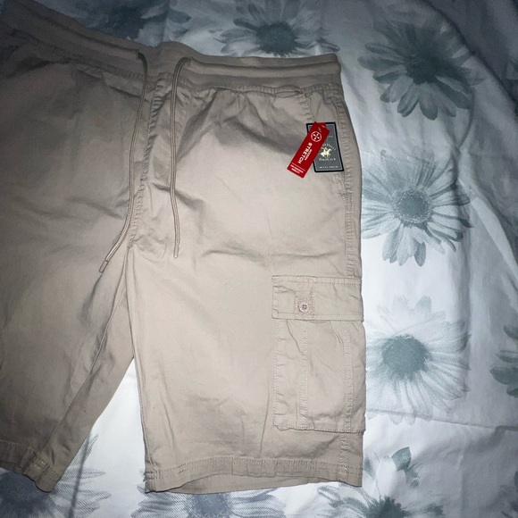 NWT! Beverly Hills Polo Club Shorts (Bermuda length) Women’s Size Large!! - Picture 9 of 14